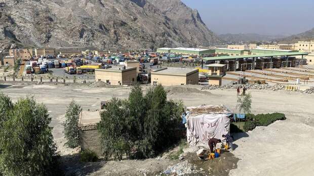 Афганистан сообщил о начале операции возмездия против Пакистана