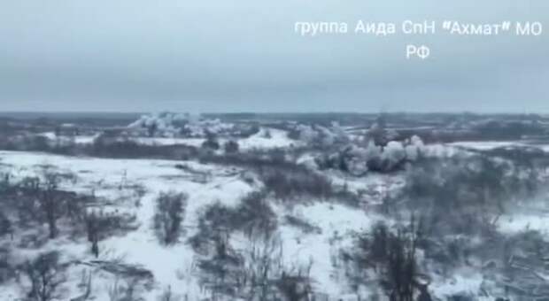 Мощные прилеты ФАБов по позициям ВСУ в Сумской области сняли на видео