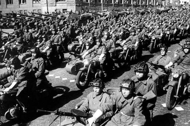 podvigi-motocziklistov-stalina-06