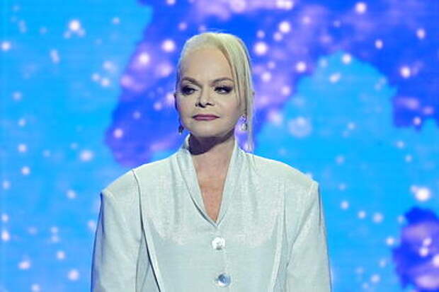 Схема Долиной: певица хочет взыскать с покупательницы квартиры плату за коммуналку 