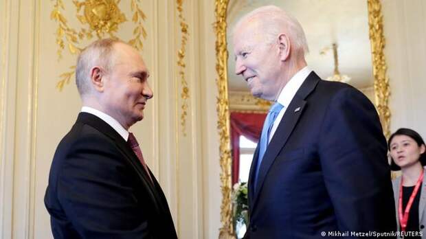 Встретились лицом к лицу: Владимир Путин и Джо Байден в Женеве