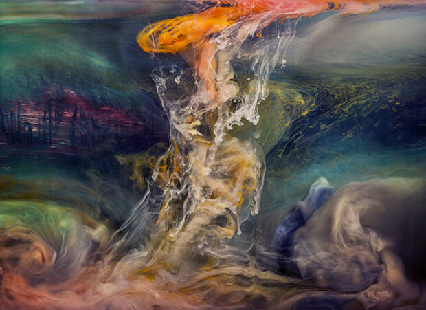 Красочный взрыв. Автор: Kim Keever.