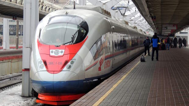 РЖД снизили цены на билеты в "Сапсаны" и "Ласточки" на 8 марта