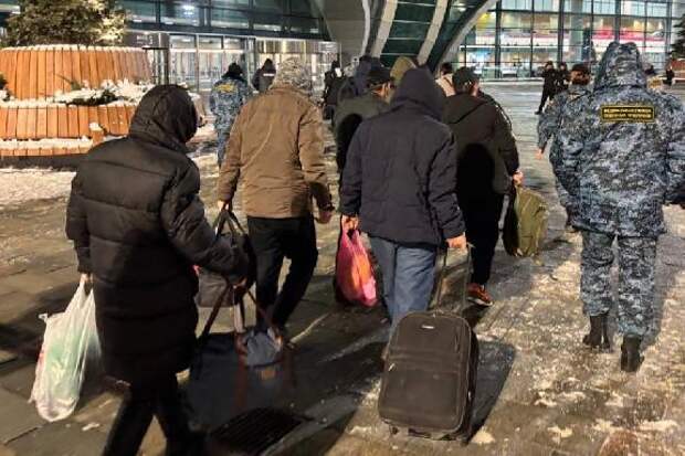 Из Тамбовской области выдворили 13 иностранцев