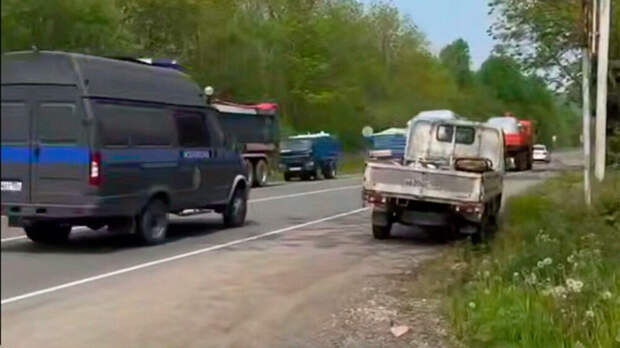 Причиной взрывов под Владивостоком стали загоревшиеся баллоны с газом