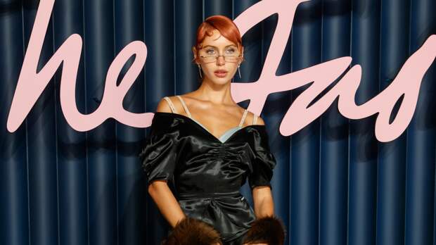 Дочь Джуда Лоу разделась догола для модного бренда