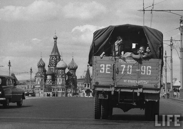 Как строили “хрущевки” в 1963 году