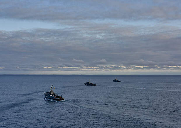 Корабли Кольской флотилии разнородных сил Северного флота вышли в Баренцево море для проведения учения