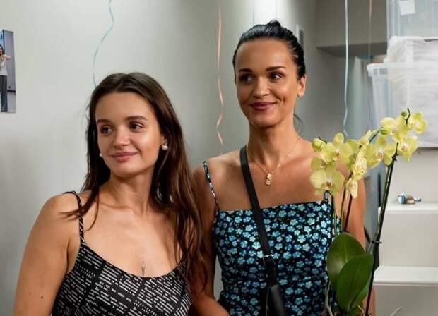 Внуку певицы Славы исполнилось 3 года: трогательный кадр семьи