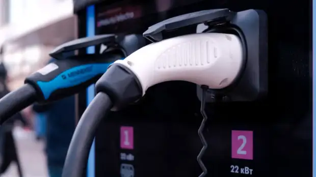 В Москве выделили 130 млн рублей на установку быстрых зарядных станций для электромобилей