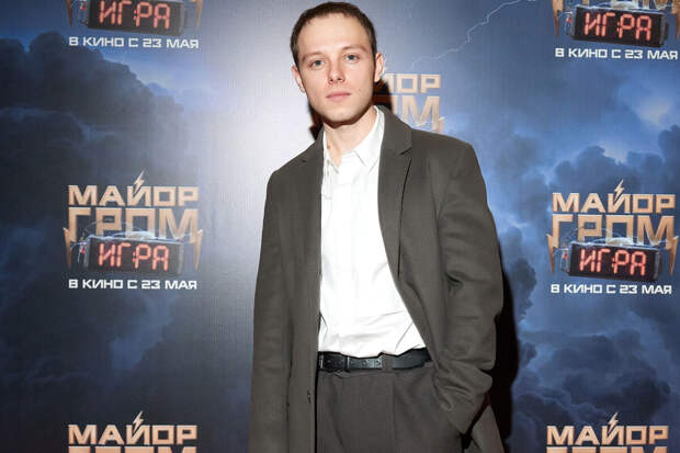 Звезда "Майора Грома" Александр Сетейкин заявил, что боится застрять в одной роли