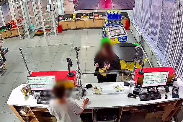 Девушка с муляжом взрывчатки пыталась совершить ограбление под Красноярском