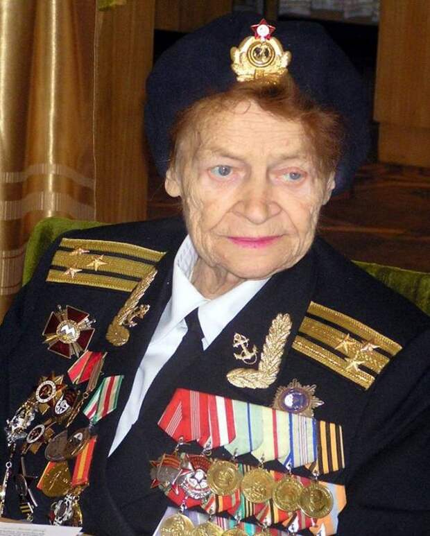 Евдокия Завалий - единственная женщина-командир взвода морской пехоты в годы ВОВ