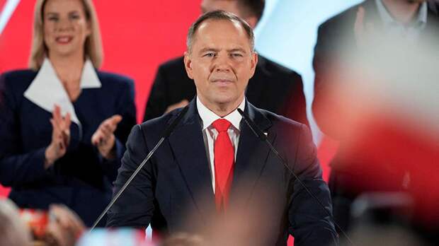 Верховный суд Польши признал победу Навроцкого на президентских выборах