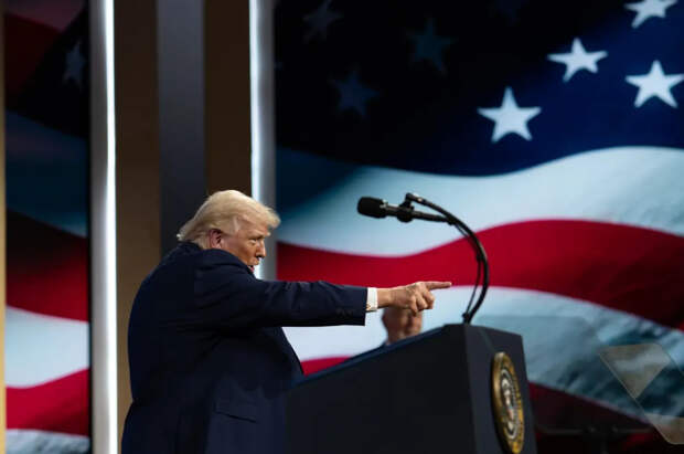 Трамп: США запомнят отказ Франции пропустить самолеты для операции в Иране