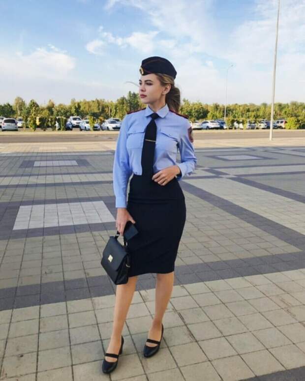 В форме