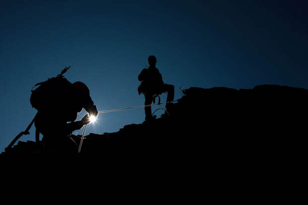 SHOT: двое альпинистов пропали в горах Казахстана, еще одного не спасли
