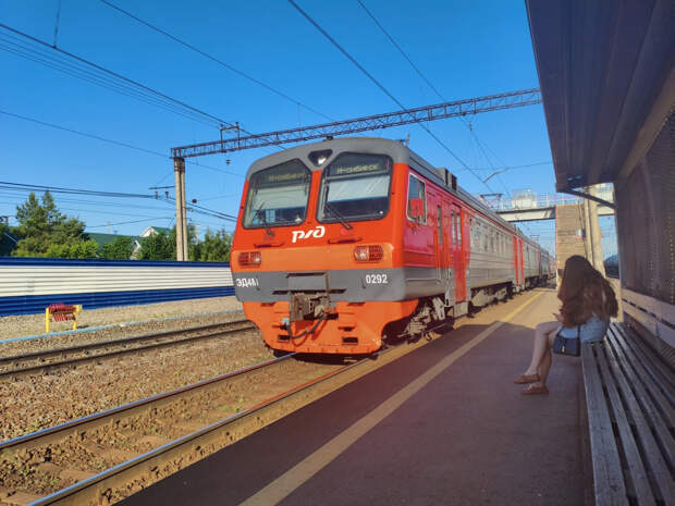 В Новосибирской области задержались электрички из-за поломки путей
