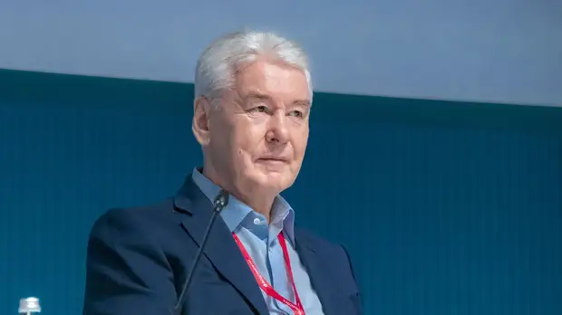 Собянин разрешил московским кафе не убирать летние веранды на зиму