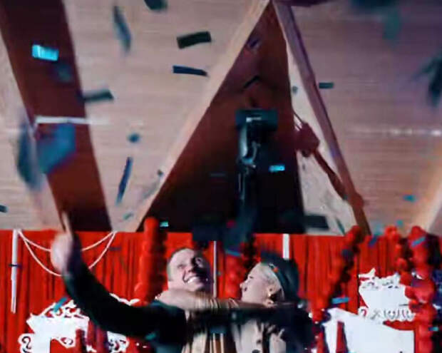 Юморист Вадим Галыгин в четвертый раз станет отцом