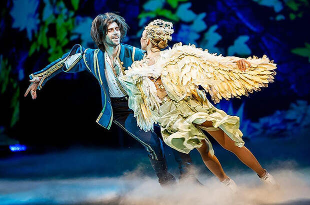 В день рождения Петра Чернышева Татьяна Навка пожелала здоровья его жене Анастасии Заворотнюк