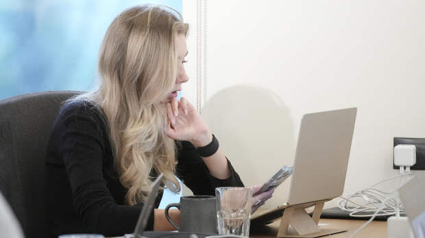 Эксперт объяснил причины лени сотрудников в компаниях