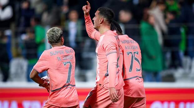 «Порту» разгромил «Жил Висенте» в чемпионате Португалии