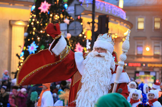 Дед Мороз во время визита в Санкт-Петербург, 22 декабря 2013 года