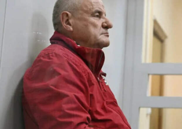 Генерал Попов отказался признать вину в коррупции и мошенничестве Генерал Попов отказался признать вину в коррупции и мошенничестве