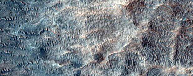 NASA опубликовало новые захватывающие снимки Марса, и вот — лучшие из них