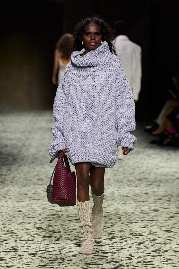 Показ Bottega Veneta осень-зима 2023-2024