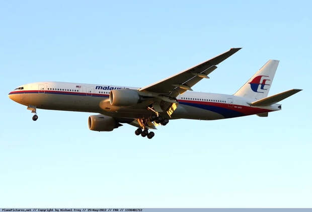 Тайна Boeing: кем были 239 человек на борту пропавшего над Китаем лайнера