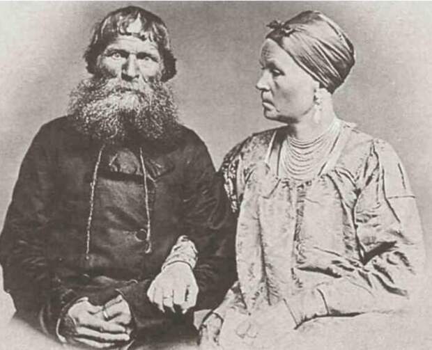 Мужику без бороды было гораздо сложнее жениться, чем бородачу. /Фото: pbs.twimg.com Мужику без бороды было гораздо сложнее жениться, чем бородачу. /Фото: pbs.twimg.com