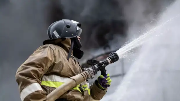 Пожарные потушили возгорание в Центральной клинической больнице в Москве