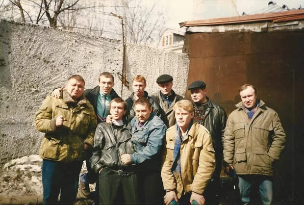 Интересные фотографии 90 -х (часть 29) 90-е, Детство 90-х, Ностальгия, Фотография, Подборка, Знаменитости, Россия, Эпоха, Жан-Клод Ван Дамм, Блестяще, Жанна Фриске, Шура, Линда, Макс Фадеев, Игорь Николаев, Катя Лель, Ирина Салтыкова, Городок, Афганцы, Длиннопост