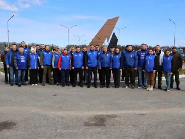 В Туле в рамках месячника чистоты привели в порядок кладбище и Центр детской психоневрологии