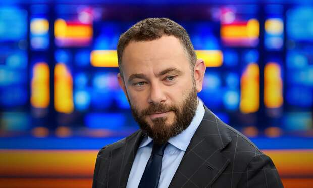 Александр Дубинский: Зеленский готовит референдум, чтобы спасти шкуру, а не страну