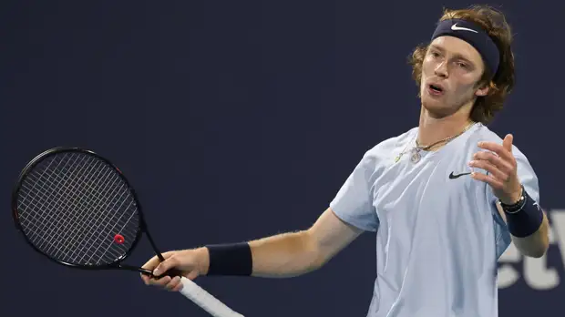 Кафельников: Рублёву нечем обыгрывать Джоковича