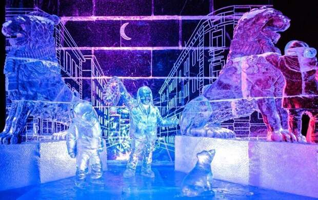 Кот ученый и Львиный мостик. В Петропавловской крепости открылся фестиваль ледовых скульптур