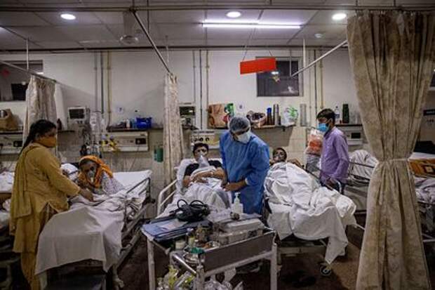 В Индии неизвестная болезнь унесла жизни 68 человек