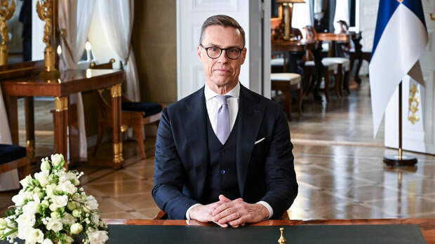 Стубб пригласил Трампа в сауну для решения вопроса о Гренландии