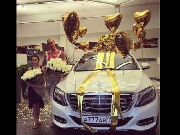 Волочкова рассказала о постоянных проблемах со своим Maybach Волочкова рассказала о постоянных проблемах со своим Maybach