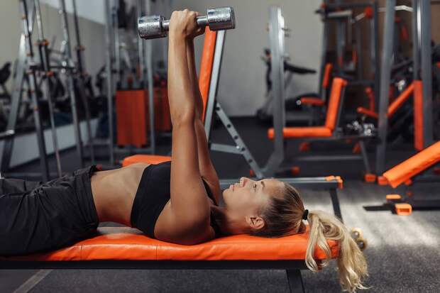 Сексолог раскрыла способ определить мастерство мужчины в сексе по привычкам в спортзале