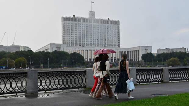 Синоптик Позднякова спрогнозировала до +25 °С в Москве