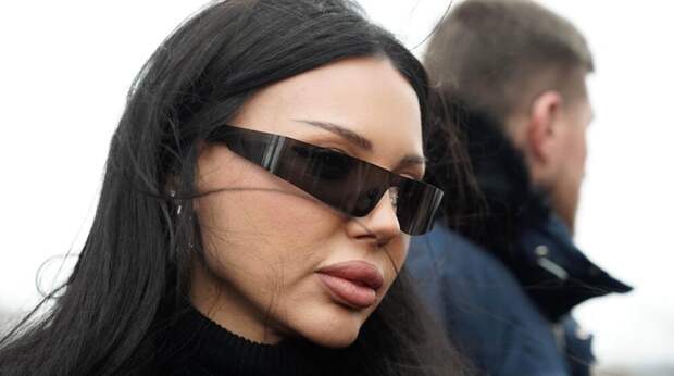 Джиган обвинил Самойлову в попытках унизить его: "Меня пытаются в пол вкатать"