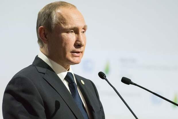 Путин поблагодарил россиян за понимание необходимости контрсанкций