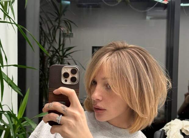 Блогерша Ивлеева показала, что чуть не попала под машину в Эфиопии