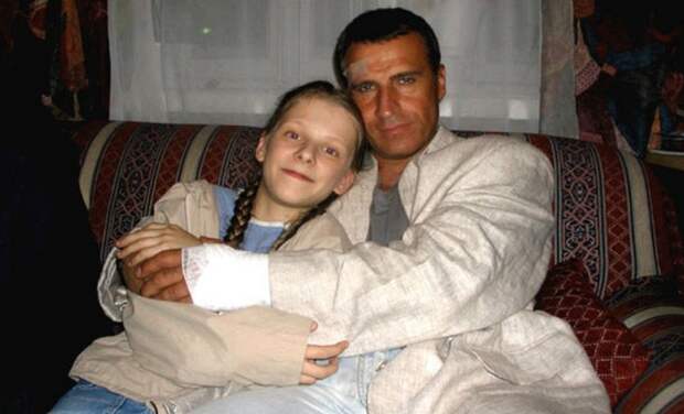Александр Дедюшко с дочерью.