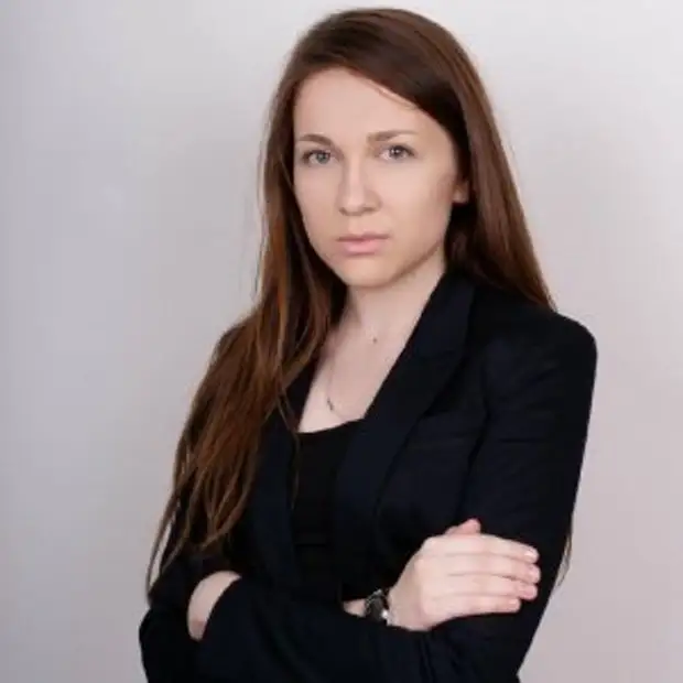 Макрон увяз в международной повестке