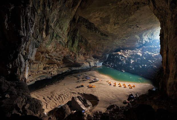 Самая крупная пещера в мире